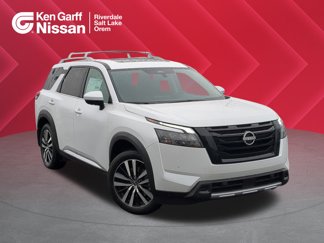 New 2025 Nissan Pathfinder Platinum w/ Black Appearance Package image 1