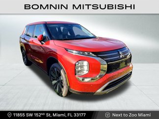 New 2025 Mitsubishi Outlander SE image 1