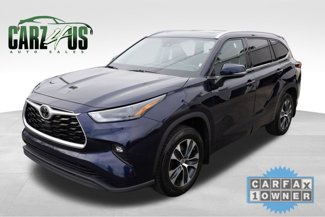 Used 2022 Toyota Highlander XLE image 1