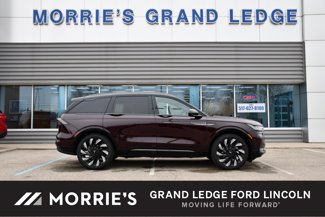 New 2025 Lincoln Nautilus Reserve w/ Jet Appearance Package image 1