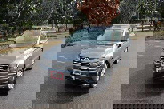 Used 2018 Volkswagen Tiguan S image 1