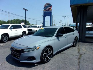 Used 2022 Honda Accord Sport image 1