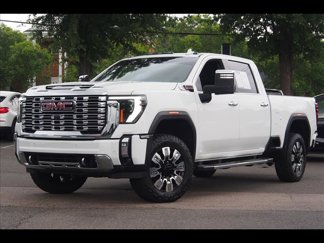 Used 2024 GMC Sierra 2500 Denali w/ Denali Reserve Package image 1