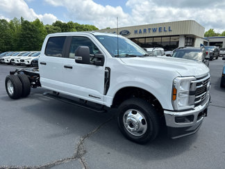 New 2025 Ford F350 XL image 1