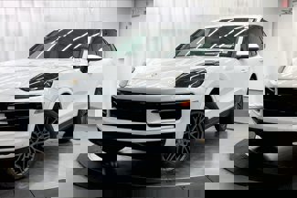 New 2025 Porsche Cayenne image 1