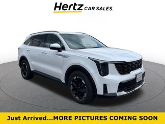 Used 2024 Kia Sorento S image 1