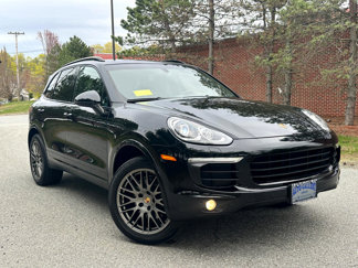 Used 2017 Porsche Cayenne image 1