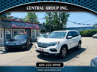 Used 2017 Honda Pilot Touring image 1