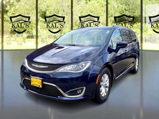 Used 2018 Chrysler Pacifica Touring-L Plus w/ Advanced Safetytec Group image 1