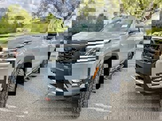 New 2025 Nissan Frontier PRO-4X w/ Pro Premium Package image 1