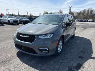 New 2025 Chrysler Pacifica Select image 1