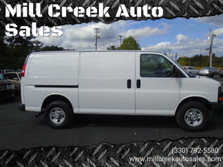Used 2020 Chevrolet Express 3500 w/ Driver Convenience Package image 1