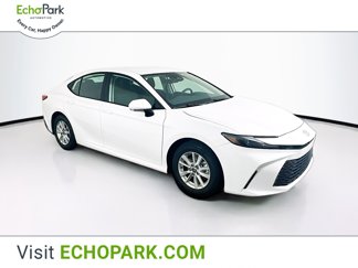 Used 2025 Toyota Camry LE image 1