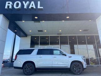 New 2025 GMC Yukon XL Denali w/ Sun & Power Step Package image 1