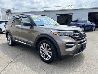 Used 2021 Ford Explorer XLT w/ Equipment Group 202A image 1