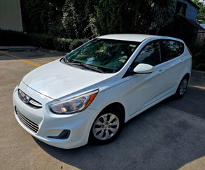 Used 2016 Hyundai Accent SE image 1