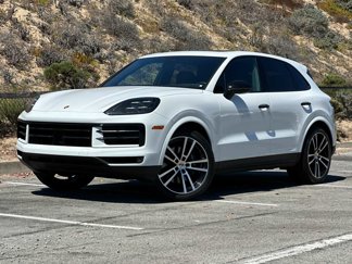 Used 2024 Porsche Cayenne image 1