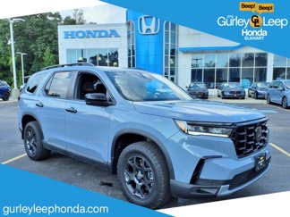 Certified 2023 Honda Pilot TrailSport image 1