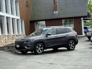 Used 2019 Jeep Cherokee Limited image 1