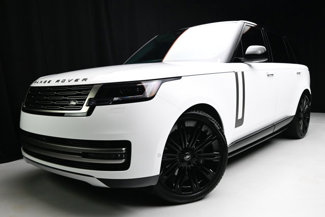 Used 2024 Land Rover Range Rover Long Wheelbase SE image 1