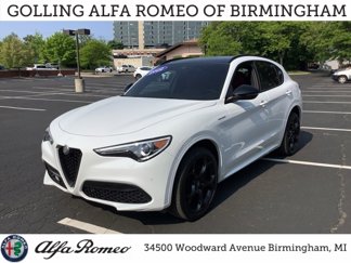 Used 2022 Alfa Romeo Stelvio Veloce image 1
