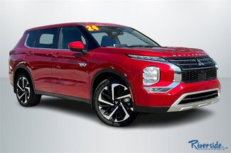 New 2024 Mitsubishi Outlander SE image 1