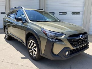 Used 2023 Subaru Outback Premium image 1