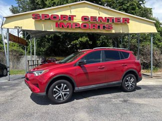 Used 2016 Toyota RAV4 LE image 1