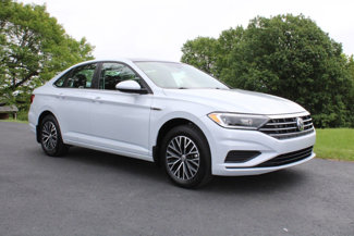 Used 2019 Volkswagen Jetta SEL image 1