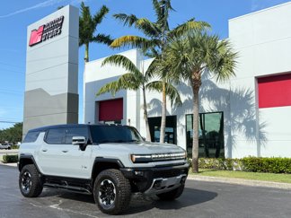Used 2024 GMC Hummer EV 2X w/ Extreme Off-Road Package image 1