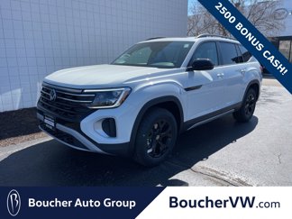 New 2025 Volkswagen Atlas Peak Edition SE image 1