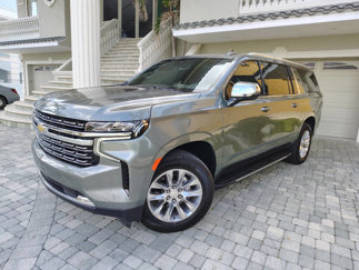 Used 2023 Chevrolet Suburban Premier image 1