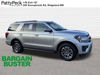 Used 2024 Ford Expedition XLT image 1