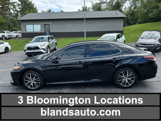 Used 2023 Toyota Camry XLE image 1
