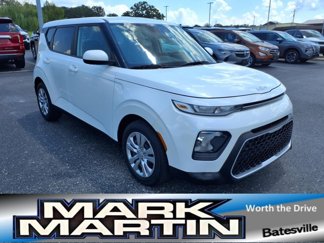 Used 2022 Kia Soul LX image 1