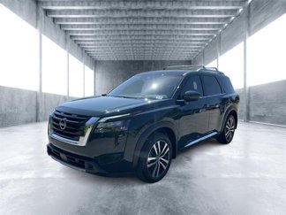 New 2025 Nissan Pathfinder Platinum image 1