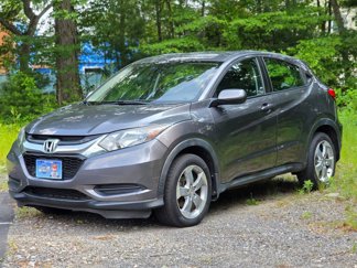 Used 2017 Honda HR-V LX image 1