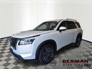 New 2025 Nissan Pathfinder SL image 1