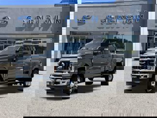 Used 2023 Ford F450 Lariat w/ Lariat Ultimate Package image 1