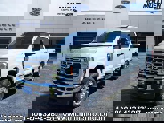 New 2025 Ford F350 XLT image 1
