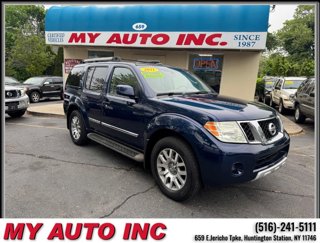 Used 2011 Nissan Pathfinder LE image 1