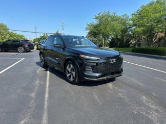 Used 2025 Audi Q6 e-tron Prestige image 1