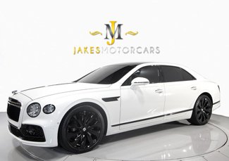 Used 2021 Bentley Flying Spur V8 image 1