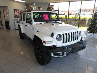 Used 2023 Jeep Wrangler Sahara w/ Cold Weather Group image 1