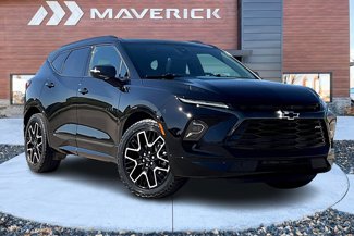Used 2023 Chevrolet Blazer RS image 1