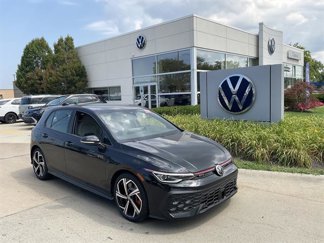 New 2025 Volkswagen GTI SE image 1