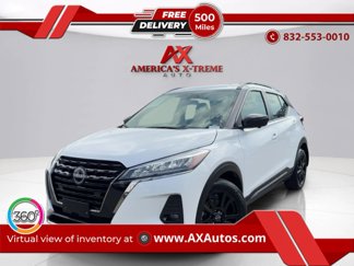 Used 2024 Nissan Kicks SR image 1