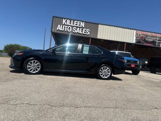 Used 2022 Toyota Camry LE image 1