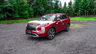 New 2025 Mitsubishi Outlander SE image 1