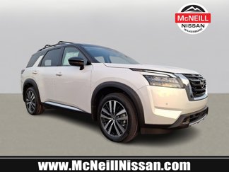 New 2025 Nissan Pathfinder Platinum image 1